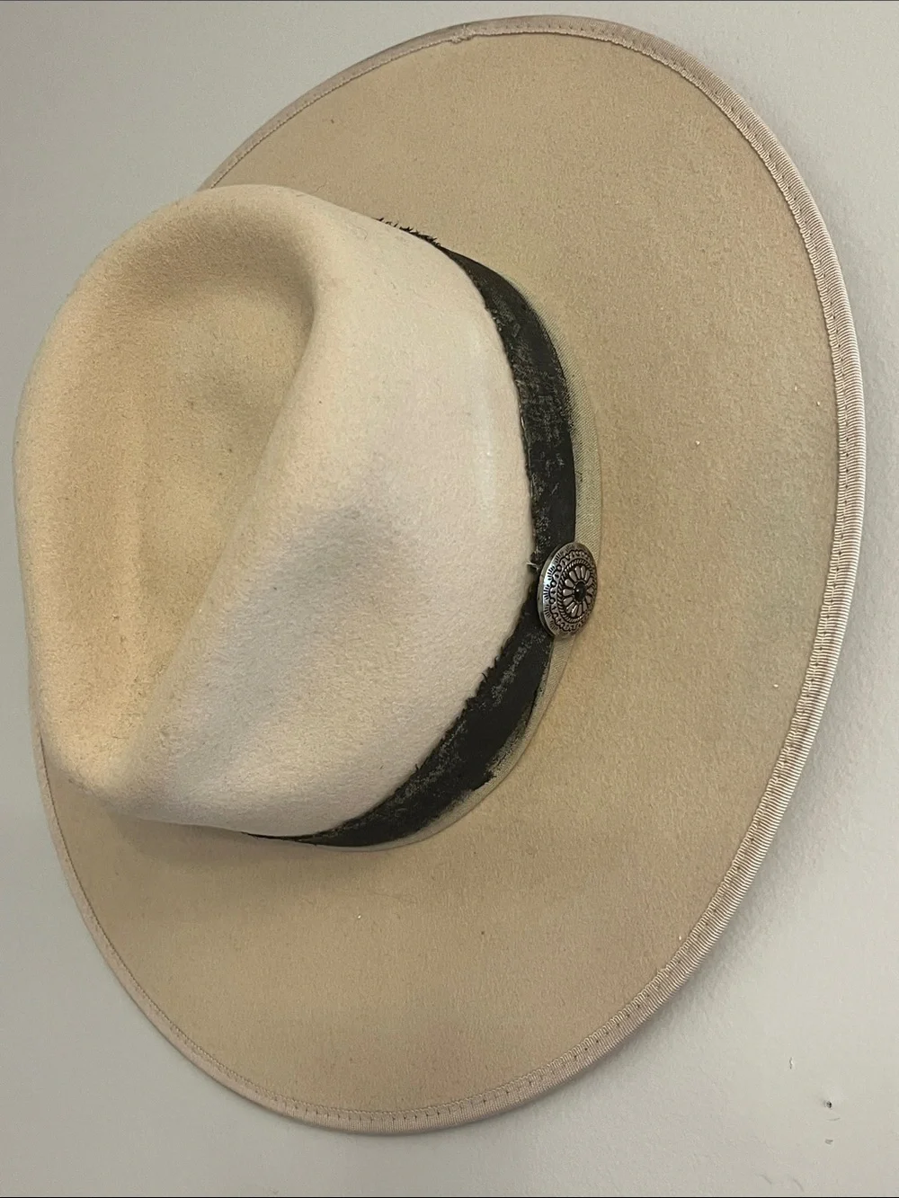 Wyeth Cream Felt Rancher Hat with Black Band